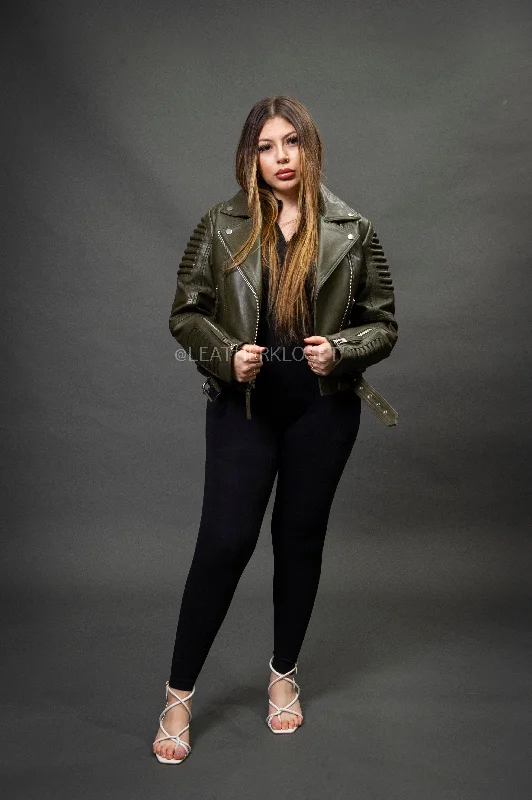 Oversized – Loose, relaxed fitOversized – Loose, relaxed fitWomen's Trey Biker [Olive]