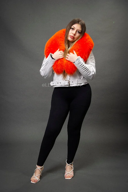 Button-down – With buttons, button closureButton-down – With buttons, button closureWomen's Trey Biker White Oversized Fox Collar [Orange]