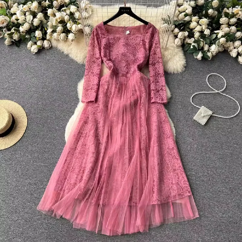 T-shirt dress – Casual dress made from T-shirt-like material, typically loose-fitting and comfortable.T-shirt dress – Casual dress made from T-shirt-like material, typically loose-fitting and comfortable.French retro lace dress for women long skirt      S4623