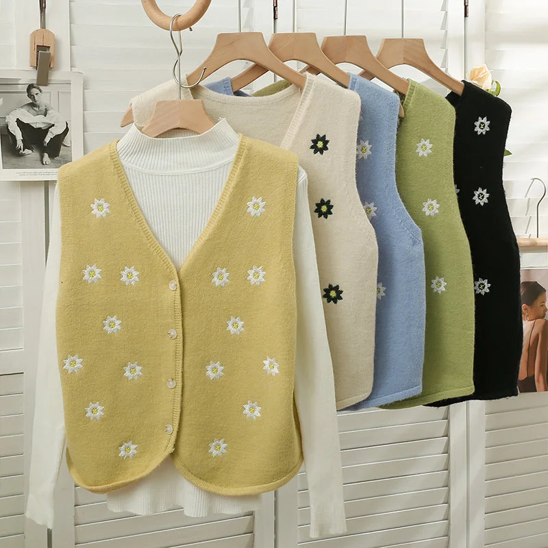 Cable knit – Featuring textured, braided patternsCable knit – Featuring textured, braided patternsEmbroidered Daisy Vest (6 Colors)